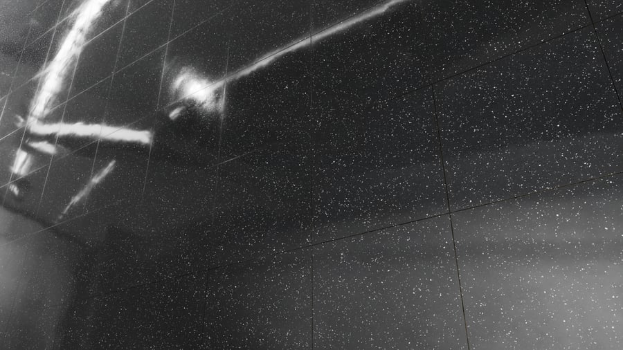 Textura de azulejo quadrado brilhante em terrazzo, preto