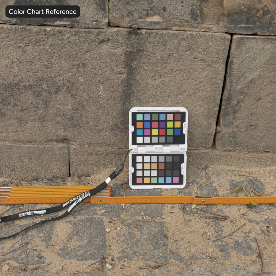 Texture d'un vieux mur en blocs de pierre égratignés