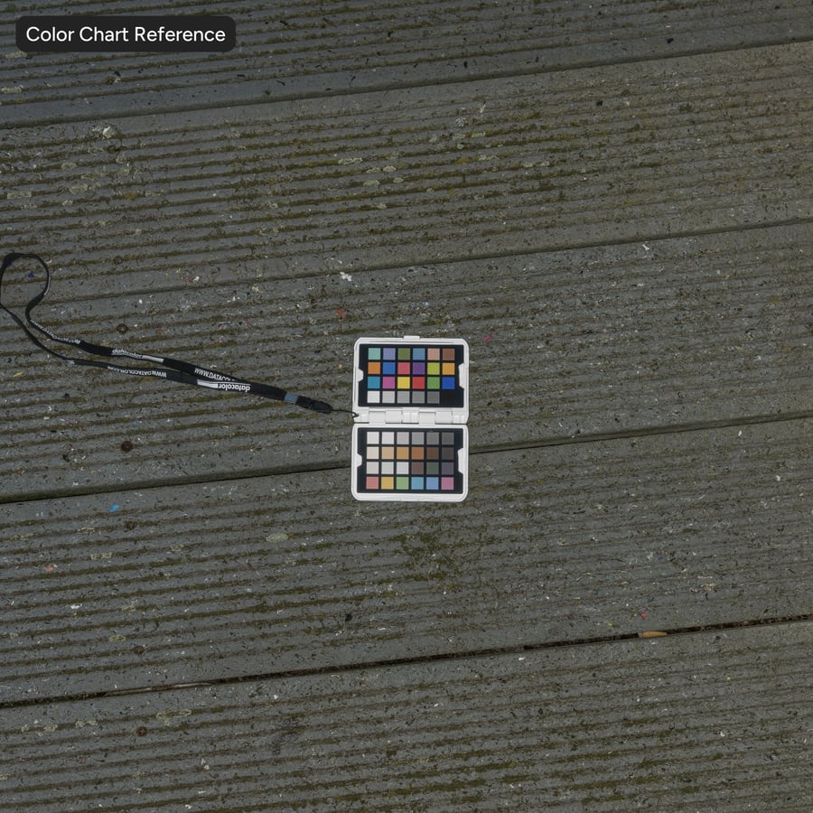 Mossy Grooved Composite Deck Board Texture, Green