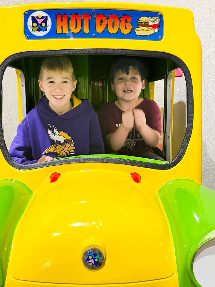 Popular claw machine games at Central Arkansas Inflatables Indoor Park with stuffed animals and prizes for kids birthday parties