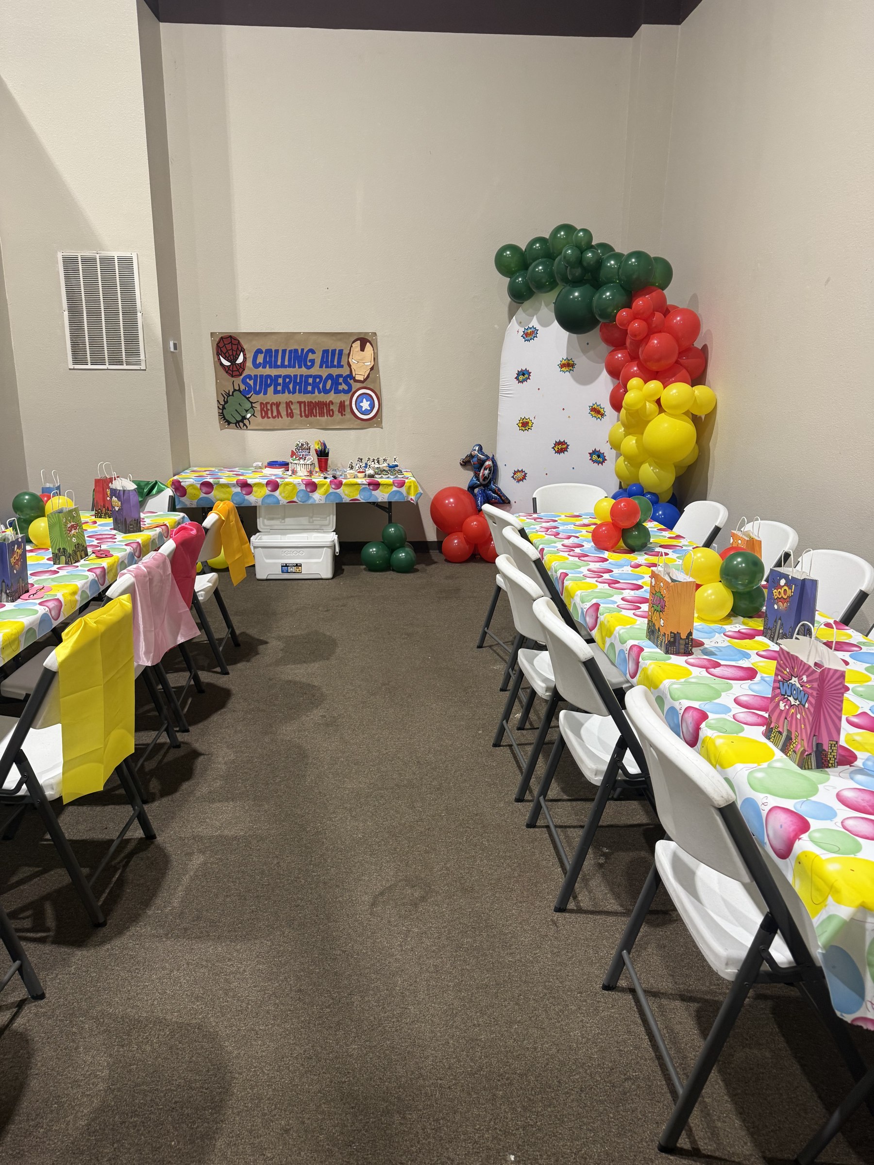 Dinosaur and jungle themed birthday party room at Central Arkansas Inflatables