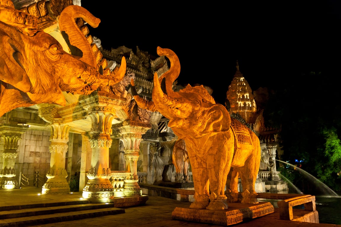 Siam Niramit Phuket gallery image 1