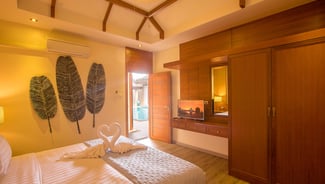 Six Bedroom Lux gallery image 4