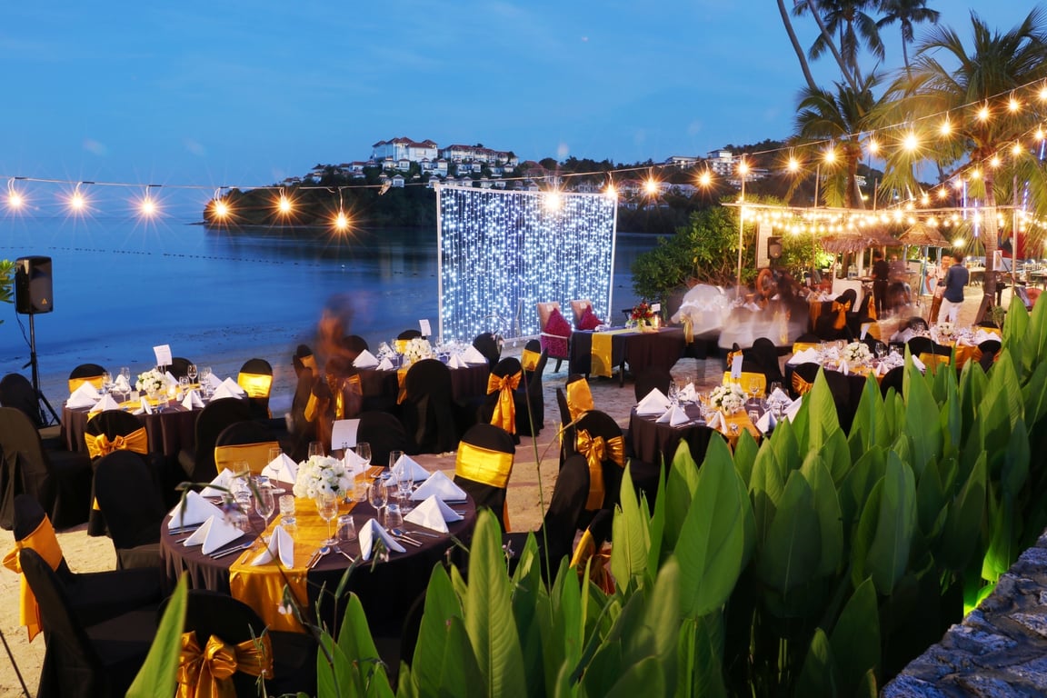 Book a Romantic Dinner By The La Gritta Sea — Honeymoon Guide to Phuket