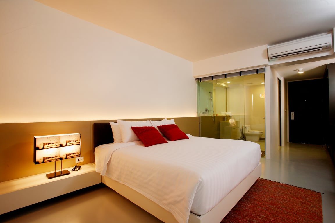 Deluxe Rooms — B-Lay Tong Phuket Thailand