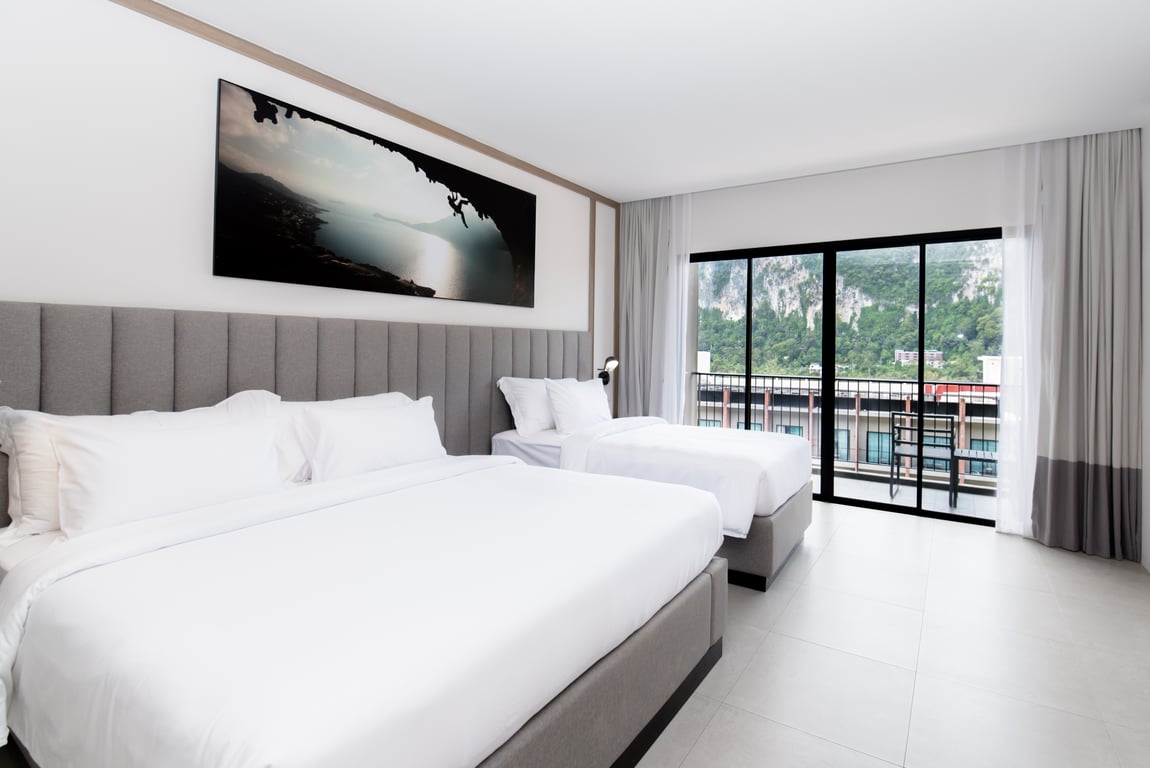 Deluxe Cliff View — Sugar Marina Resort Cliffhanger Aonang