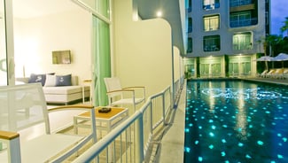 Deluxe Pool Access gallery image 2