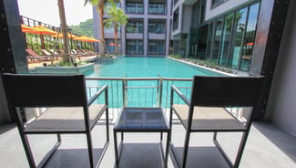 Deluxe Room Pool Access gallery image 4