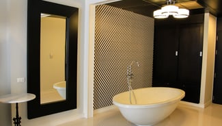 Deluxe Rooms gallery image 1