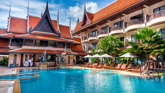 Outdoor Swimming Pool gallery image 3