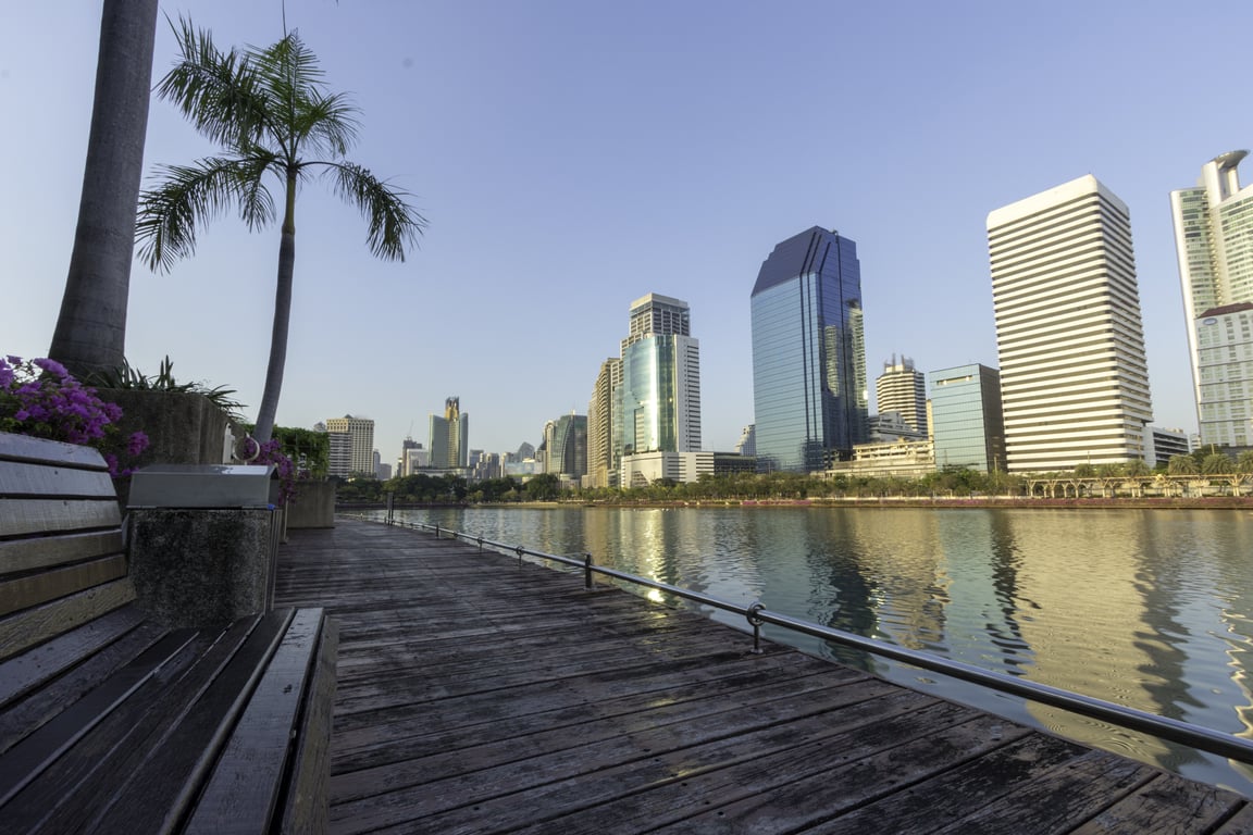 Benchasiri Park gallery image 1