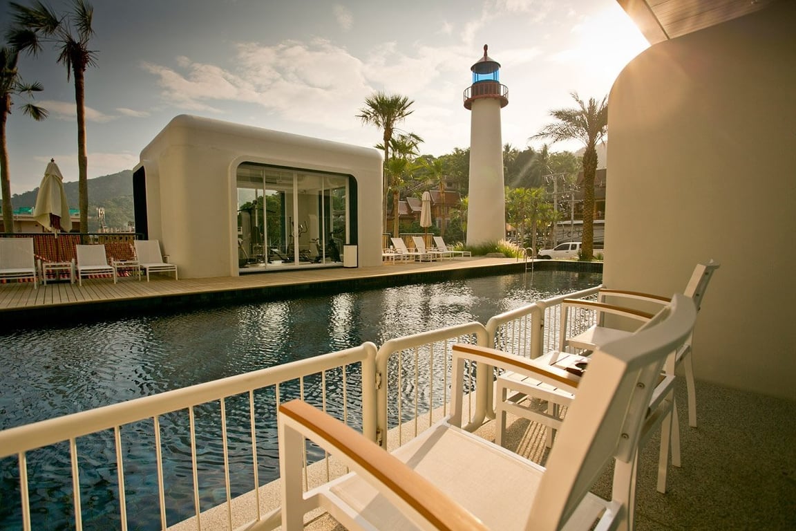 Deluxe Pool Access — Sugar Marina Resort Nautical