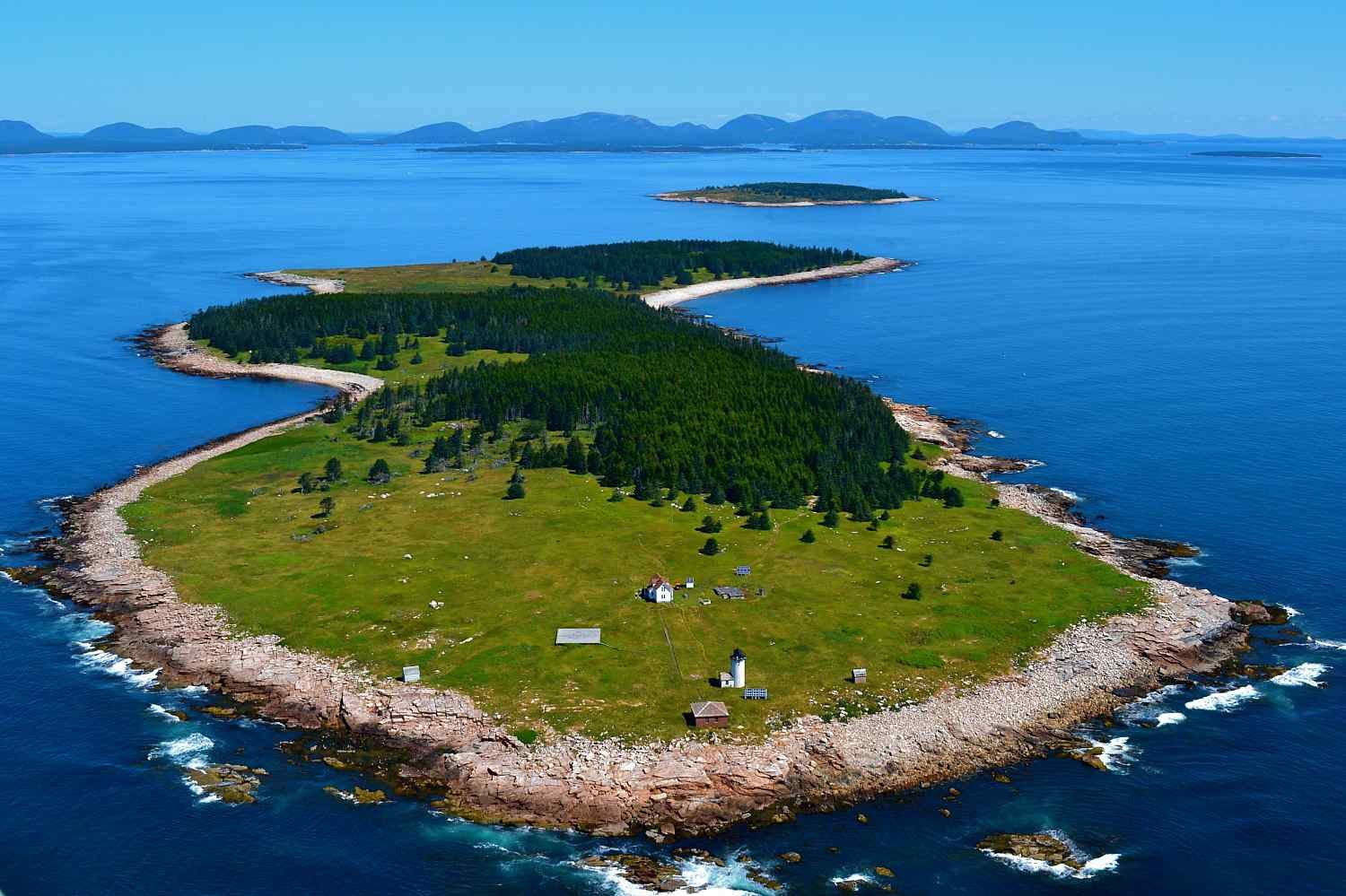 The COA Alice Eno Field Research Station on Great Duck Island is a popular spot for ecology and n...