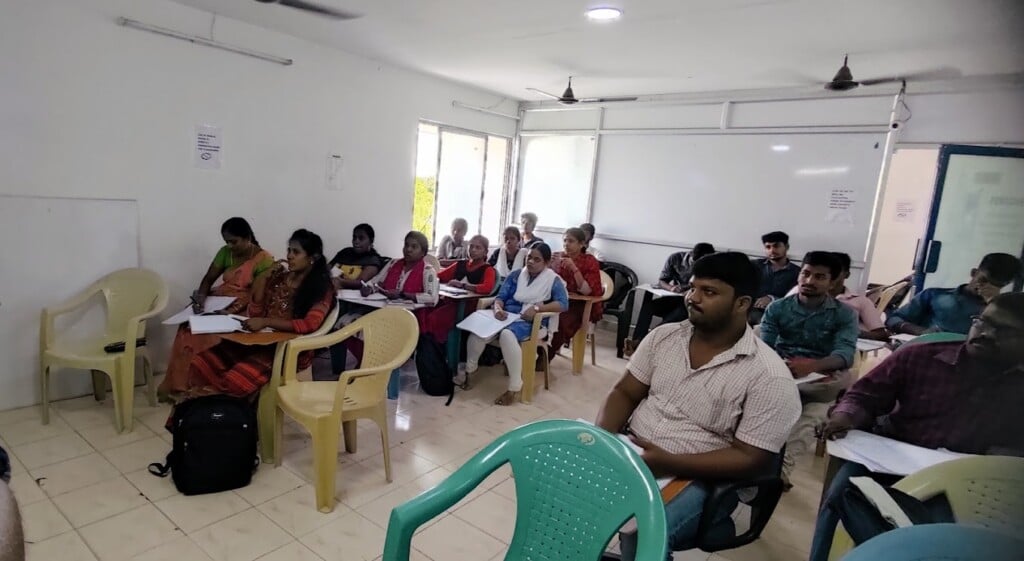 Dexter Academy -Best Police BANK IBPS TET TNPSC Coaching Center In Trichy - 3