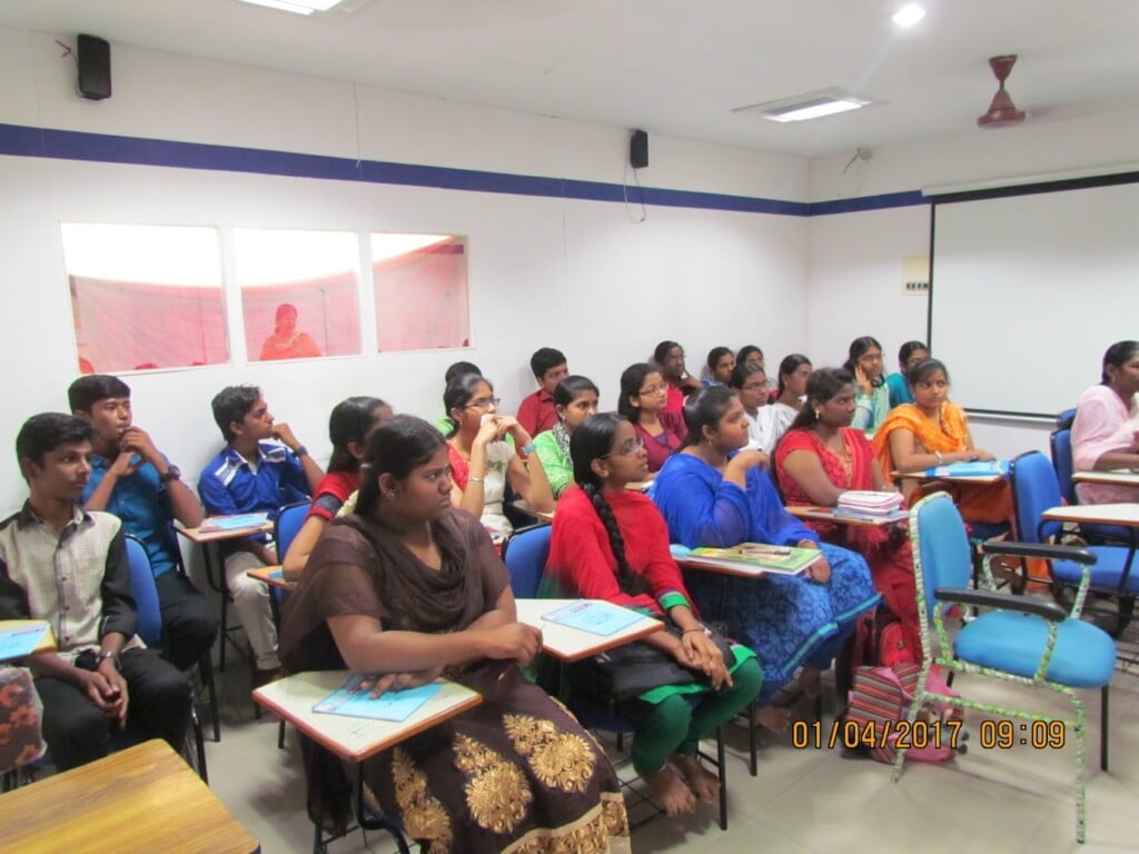 Nivedita Academy,Trichy(NEET JEE CLAT IELTS PTE TOEFL OET Banking CAT UPSC SSC RRB TNPSC Spoken English SAT TET) - 3