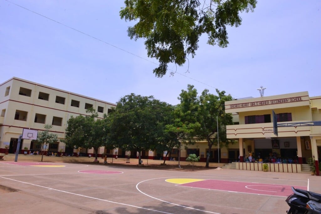Sacred Heart Girls' Higher Secondary School - 4