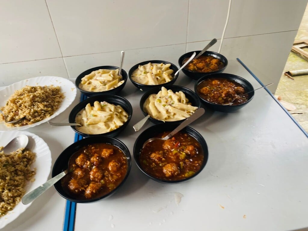 Js & Ks Restaurant And Party Place - 3