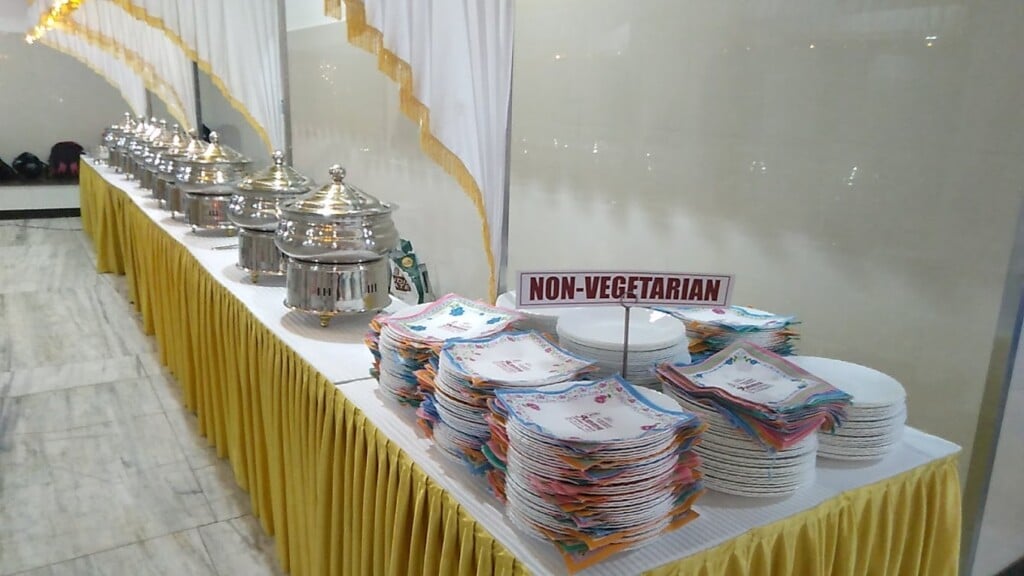 Ammu CateFILMY FOODring Service - 5