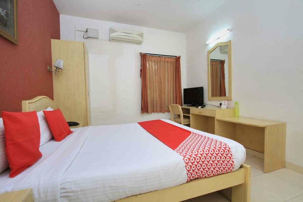 OYO Hotel Samrudhi Park - 4