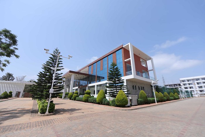 VRR Astoria Resort & Convention Center