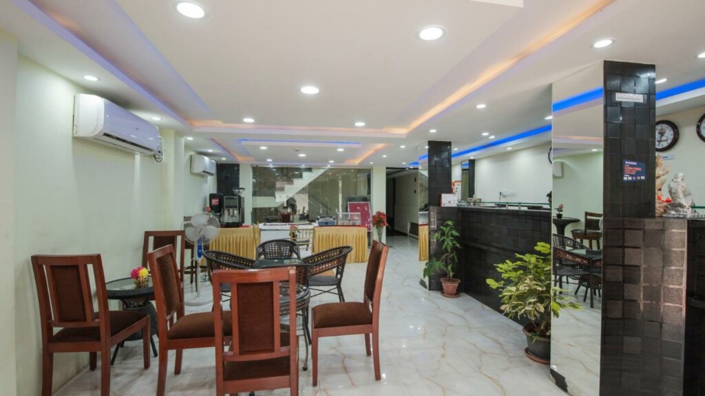 Hotel Windsor Castle Inn - 2