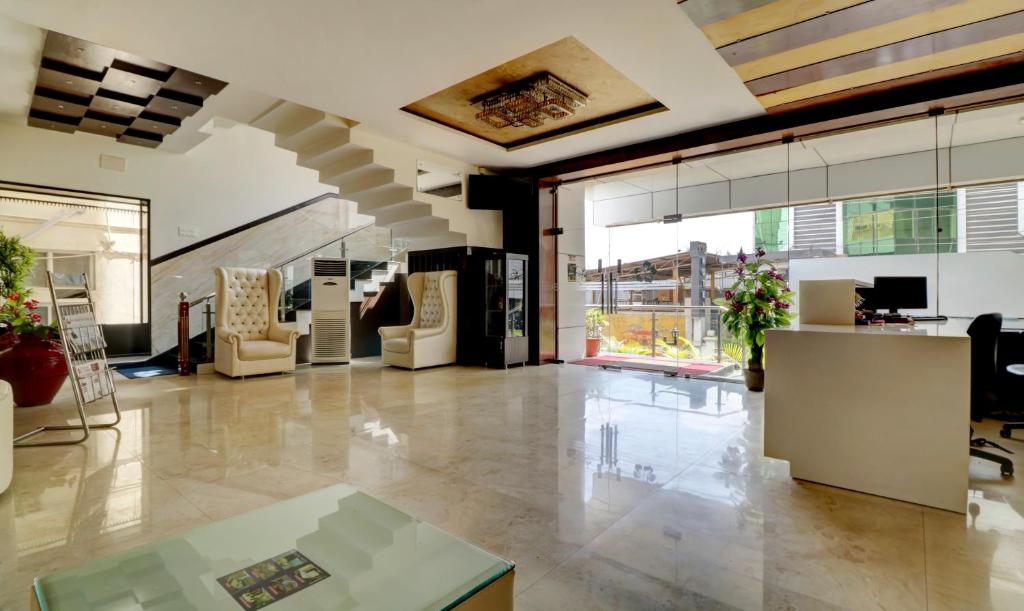 Treebo Trend Orchid - 2