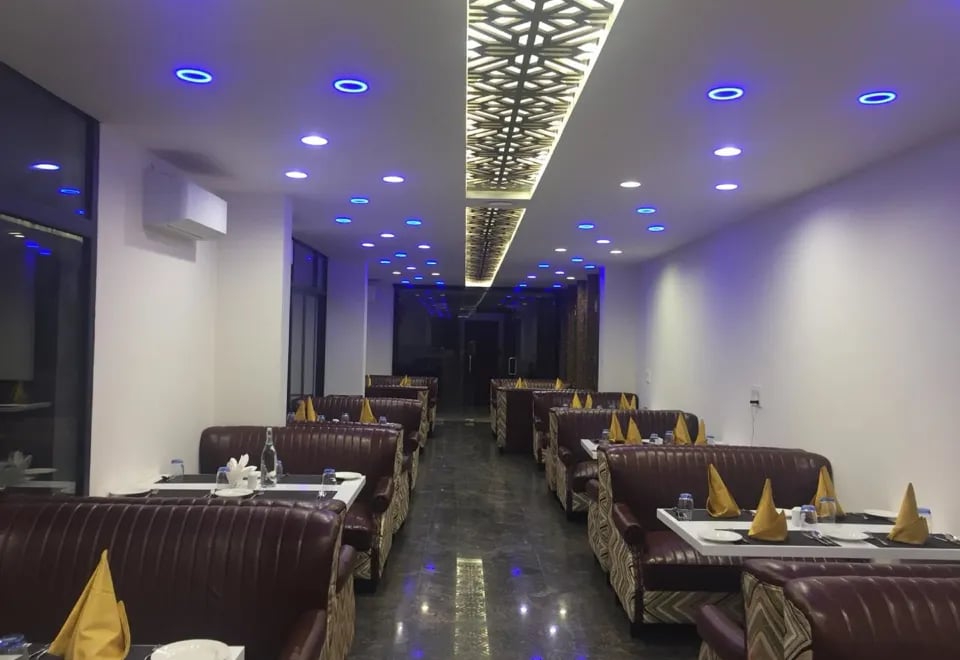 Hotel White Feather - 2