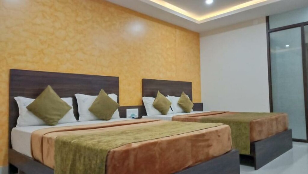 The Lotus White Petal Hote - 4