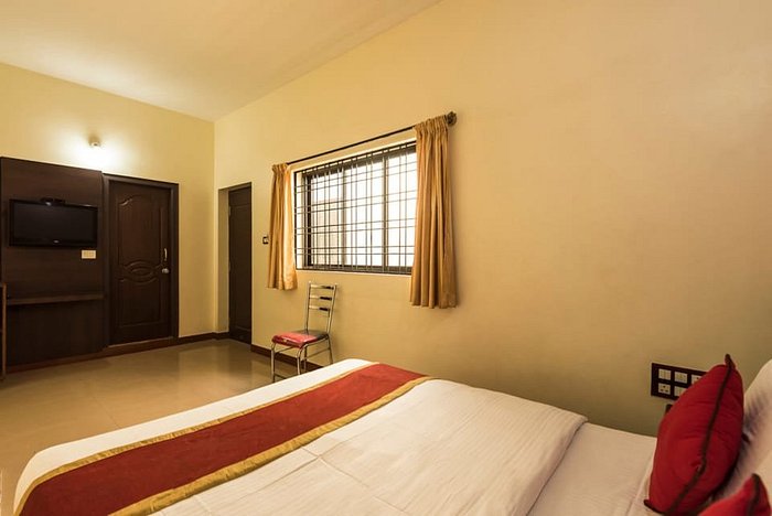 OYO Sri Venkatesha Residency - 3