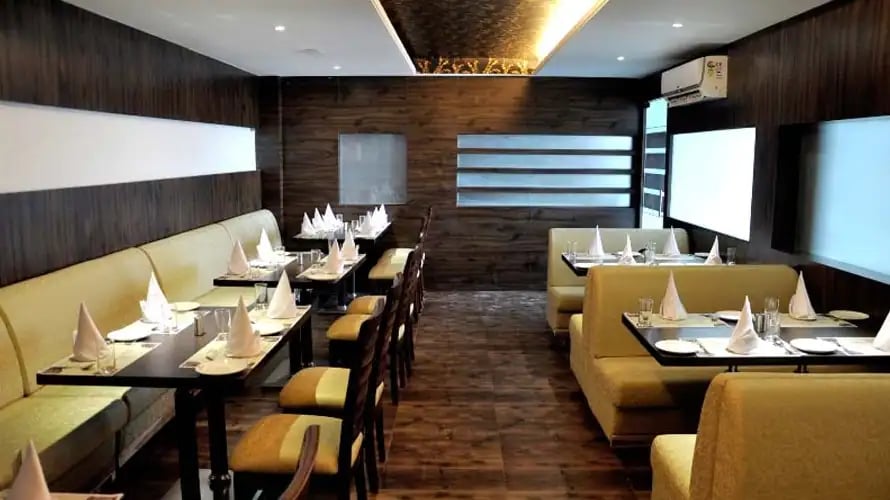 LUMBINI'S GRAND HOTEL - 2