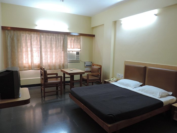 Hotel Aditya Kalaburagi - 4