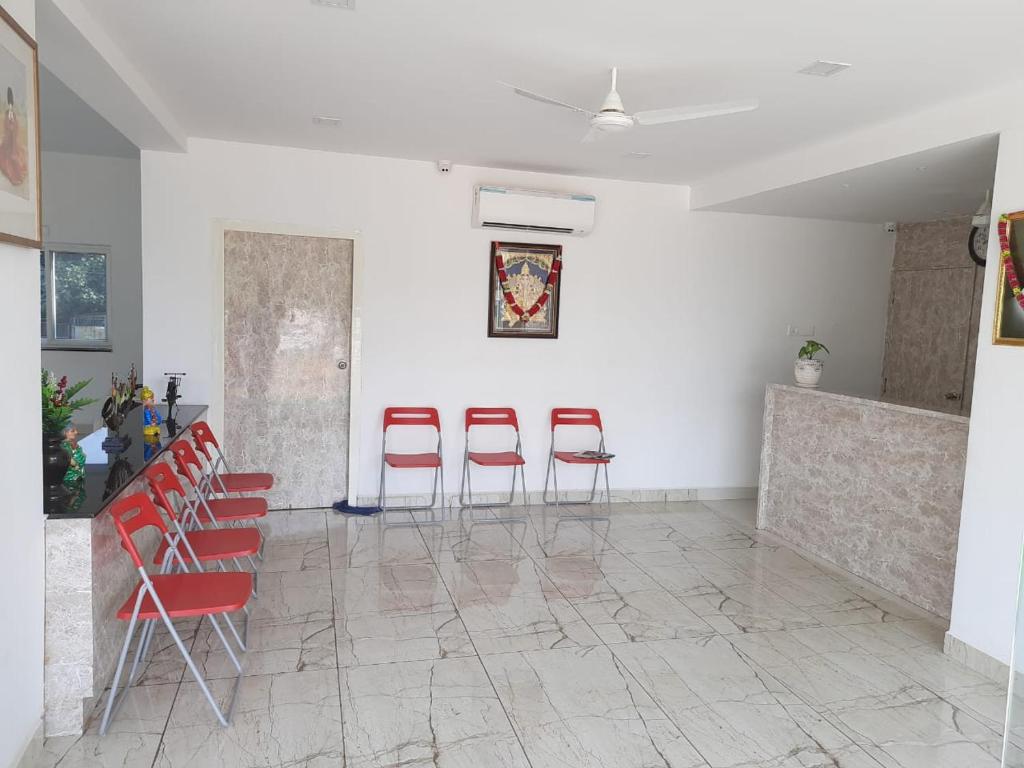 Hotel H Vijayawada - 2