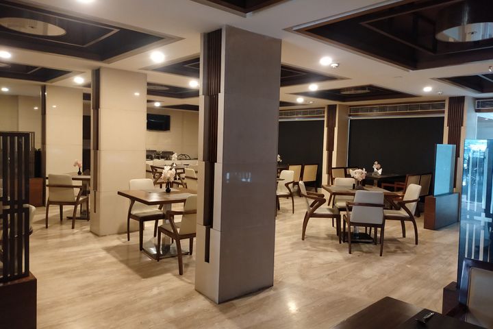 The Metropolitan Hotel - 3