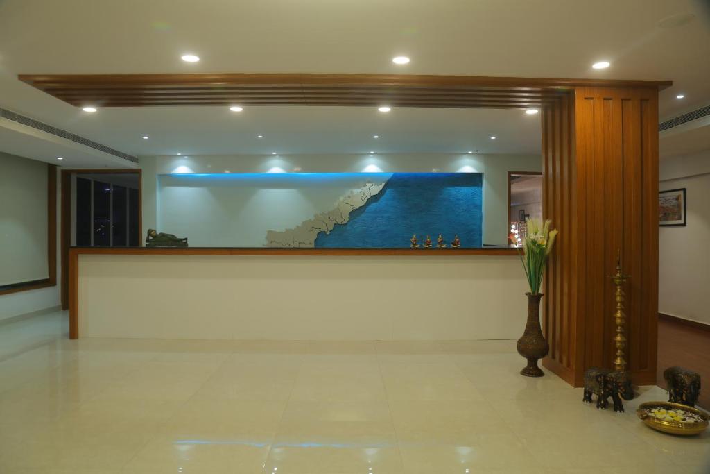 Bay View Hotel Vizag - 2