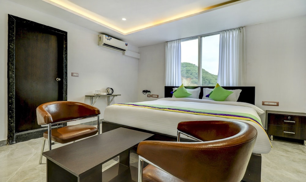 Treebo Trend Excella - 3