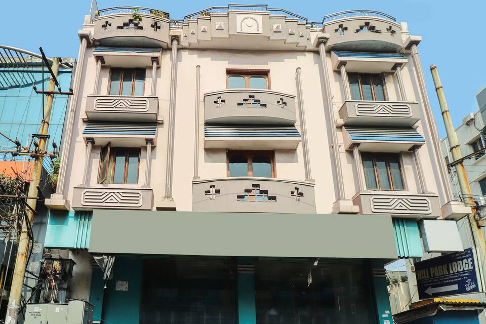 SPOT ON 81033 HOTEL HILL PARK