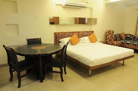 White Villa Hotel - 2