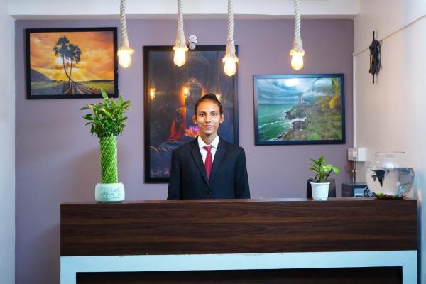 The Central Suites - 2