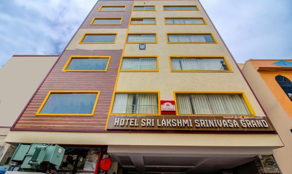 Treebo Trend SLS Grand Hotel