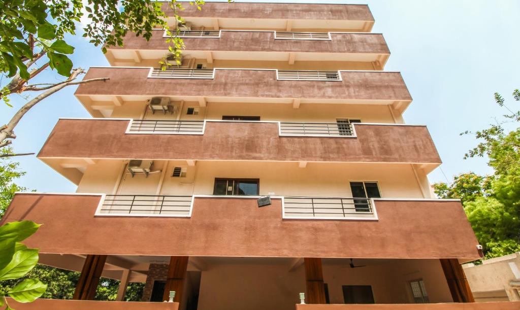 Itsy By Treebo - Riyas Grand