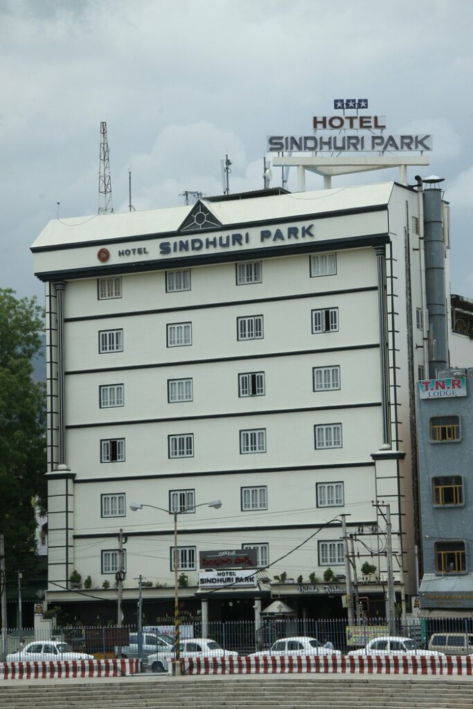 Hotel Sindhuri Park