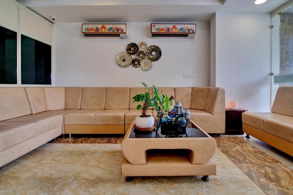 Collection O Hotel Jaya Fortune - 2