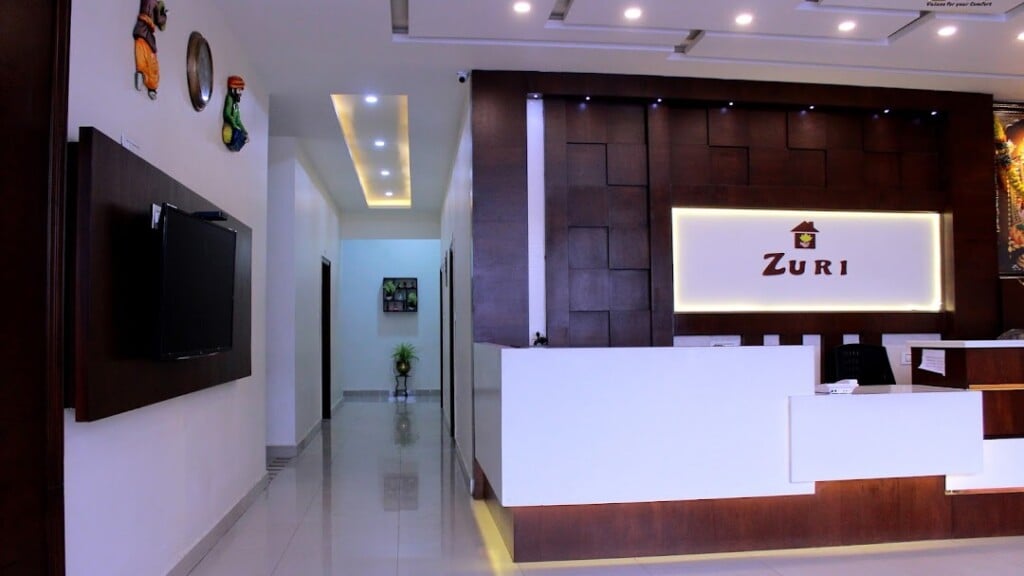 HOTEL ZURI - 2
