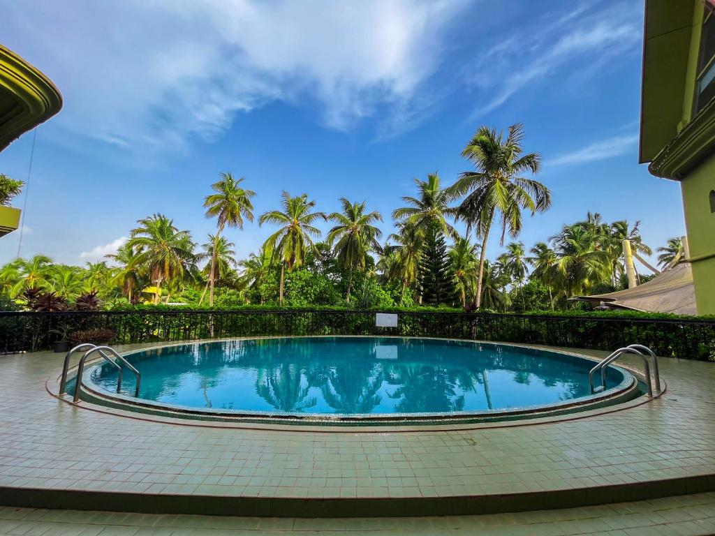 Neelam the Glitz - 2