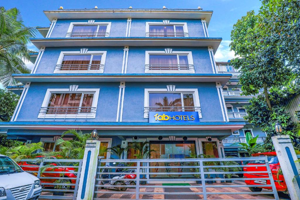 FabHotel Royal Mirage With Pool & GYM, Candolim Beach