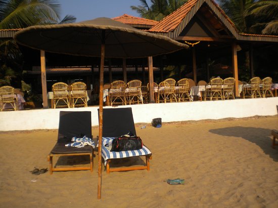 Dunhill Beach Resort - 2