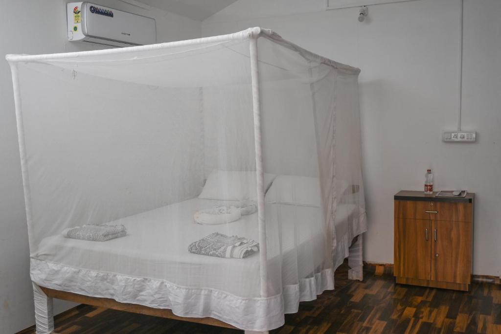 Kashinath Beach Huts - 4