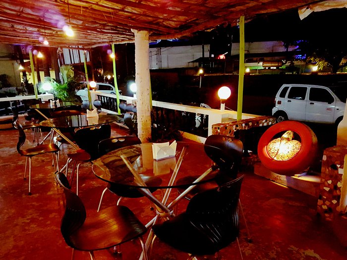 Royal Castle Baga Beach Resort - 4