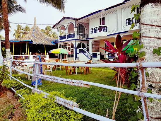 Royal Castle Baga Beach Resort