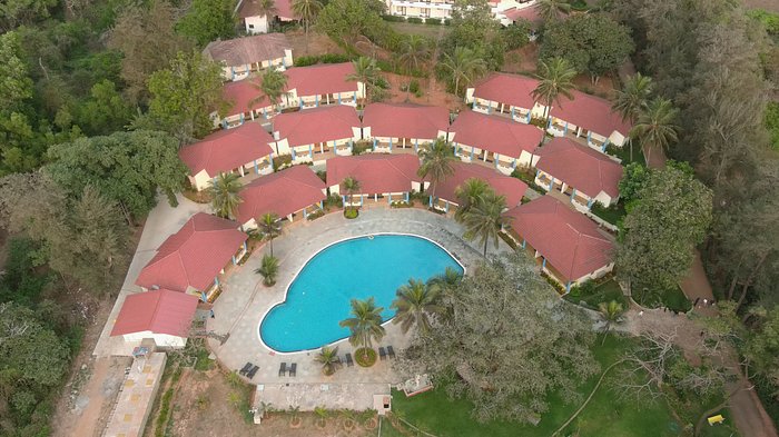 Varca Le Palms Beach Resort Goa